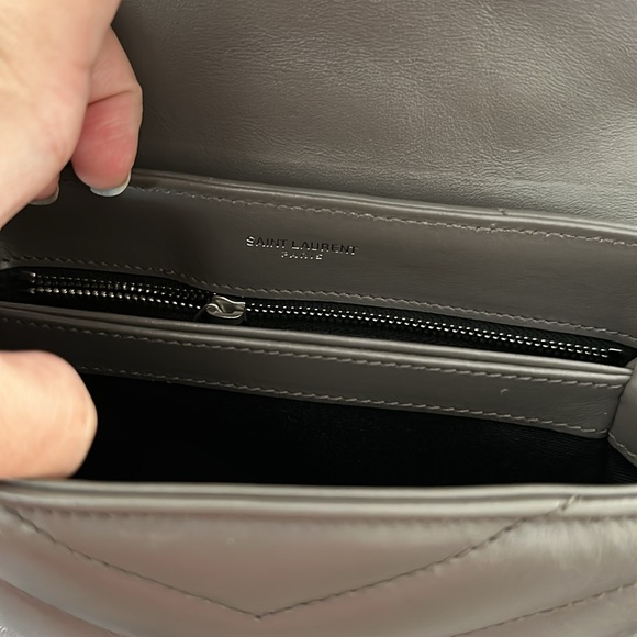 Authentic Saint Laurent Toy Lou Lou in quilted leather - Picture 11 of 15